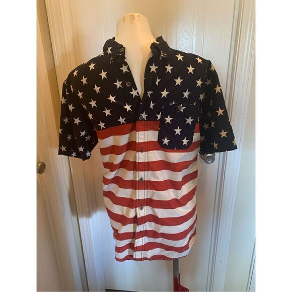 Bass Pro American Legacy men’s button down short sleeve shirt - Picture 1 of 3